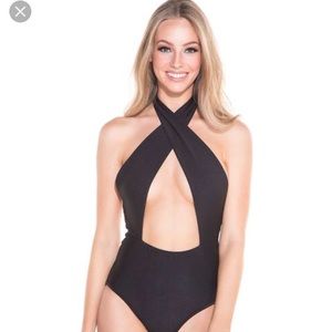 iHeartRaves Criss Cross Bodysuit Black!